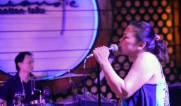 Siu Black: “Tôi muốn được đi hát để trả hết nợ”